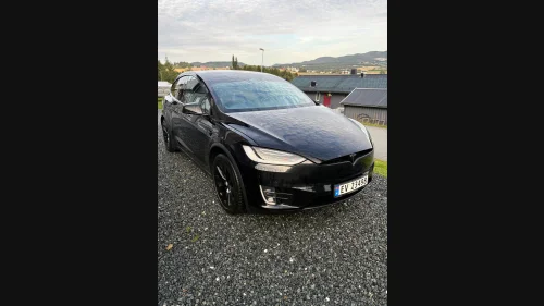 TESLA Model X 75D 4WD 7-s