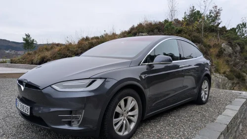 TESLA Model X 75D 4WD 7-s