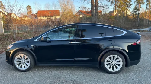 TESLA Model X Long Range 5-s