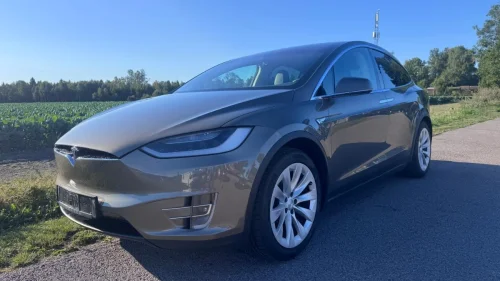 TESLA MOTORS Model X 90D 6-seter