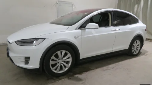 TESLA MOTORS Model X 60 D AWD 7-SETER AUTOPILOT CCS NEXTGEN SKINN