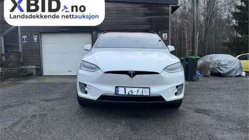 TESLA MOTORS Model X EU ok til 05.11.2027/ 261 000 km/ 5 seter