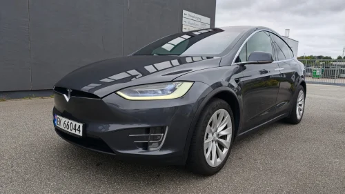 TESLA Model X 75D 4WD 6-s