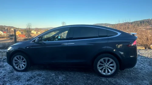 TESLA Model X 100D-4WD-Long Range-Premium-Adaptiv cruise-Hengerfeste