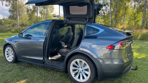 TESLA Model X 75D 4WD 7-s | Premiun lyd | Krok | Vinterpakke