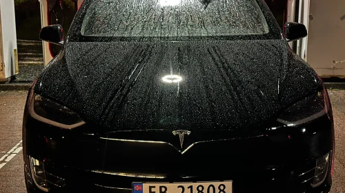 TESLA Model X Standard Range
