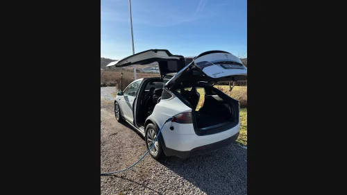 TESLA MOTORS Model X 75D 4WD 6-s