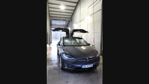 TESLA MOTORS Model X 75D 4WD 5-s