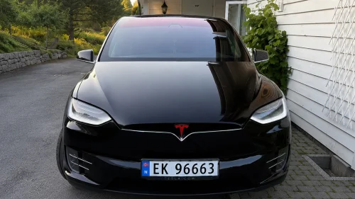TESLA Model X 75D 4WD 7-s