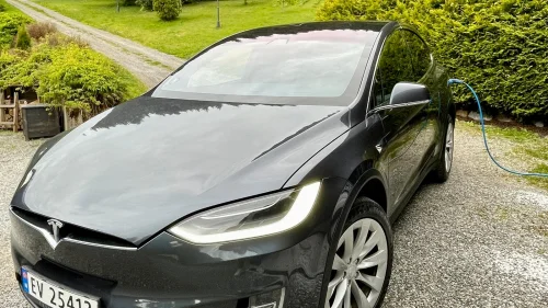 TESLA Model X 75D 4WD 5-s