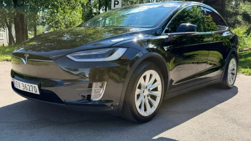 TESLA Model X 75D 4WD 7-S