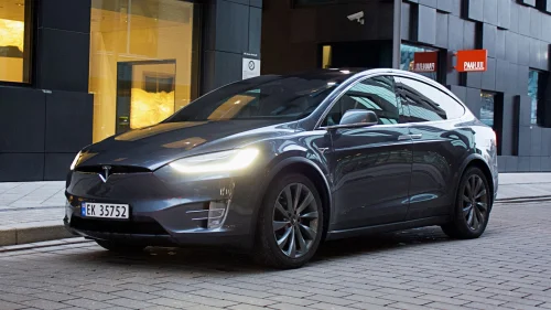 TESLA MOTORS Model X 75D / 7seter/ Gratis lading / MCU2 / 1 eier ++