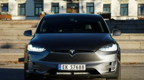 TESLA Model X 75D 4WD 5-s