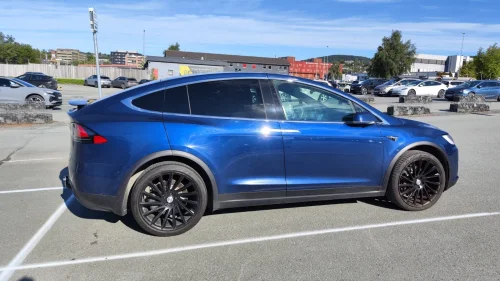 TESLA Model X Veldig pen, fin farge  registrert 1. gang 19. 12.  2017