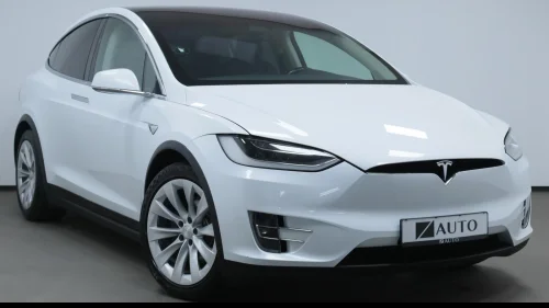 TESLA Model X 75D/1EIER/PANO/SKINN/PREMIUM/AUTOPILOT 2.5/CCS/KROK