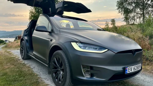 TESLA Model X Long Range 100D - velutstyrt 7-seter med full historikk