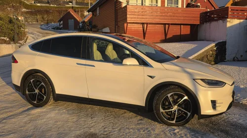 TESLA Model X Long Range Raven – 1 eier – 99.000 km – 523 km WLTP