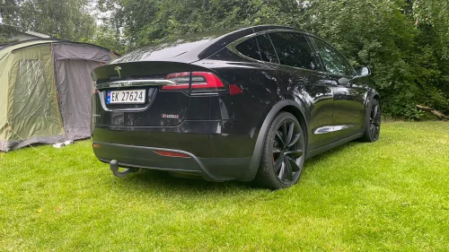 TESLA MOTORS Model X P100D med 772 hk, 7 seter og gratis lading