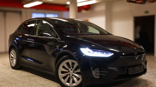 TESLA MOTORS Model X P100DPERFORMANCE 4WD 772 HK. NY EU Ludicrous signature.