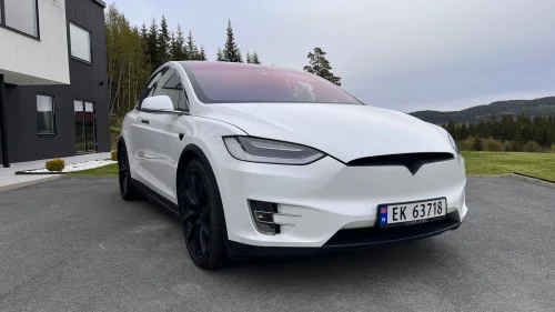 TESLA Model X P100D Ludicrous Performance  7-s