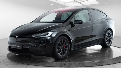 TESLA Model X Plaid
