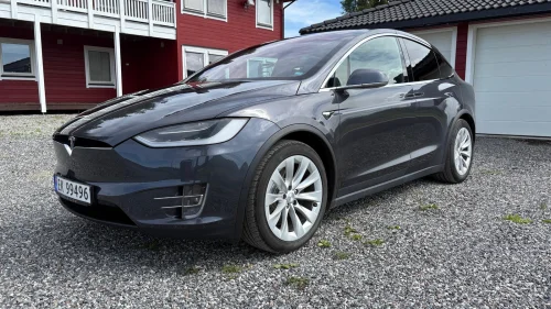 TESLA Model X 75D 4WD 6-s