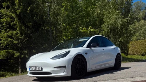 TESLA Model Y Long Range AWD