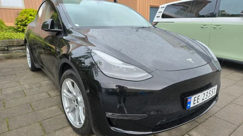 TESLA Model Y Long Range AWD