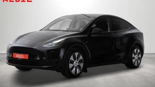 TESLA Model Y 533km(WLTP)/LR/AWD/Ryzen/Navi/R.kam/Pano/AP/V.pumpe