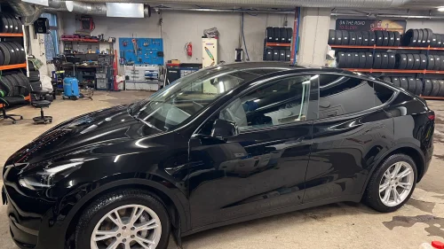 TESLA Model Y Long Range/AWD/Prod i Tyskland.