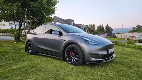 TESLA Model Y Performance