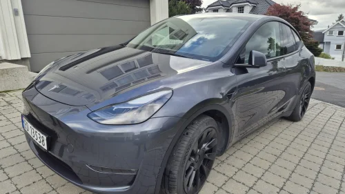 TESLA Model Y Long Range AWD