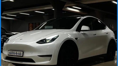 TESLA Model Y LongRange / AWD / Ny EU / Premium / AP / 360Kam