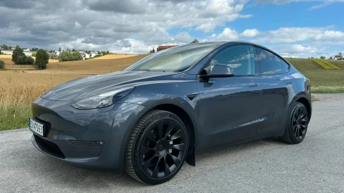 TESLA Model Y Long Range AWD, nesten 2022 modell