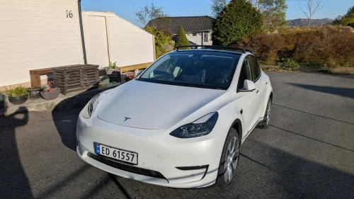 TESLA Model Y Long Range AWD