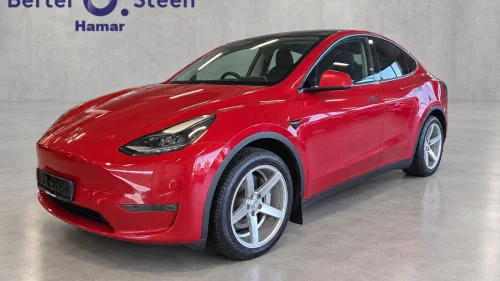 TESLA Model Y Long Range AWD | Hengerfeste!
