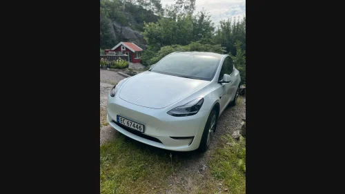 TESLA Model Y Long Range AWD
