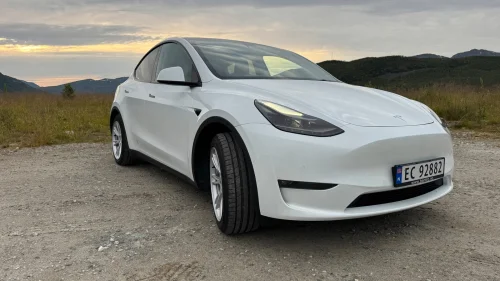TESLA Model Y Long Range AWD