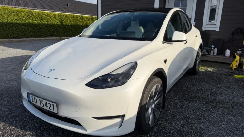 TESLA Model Y Long Range AWD