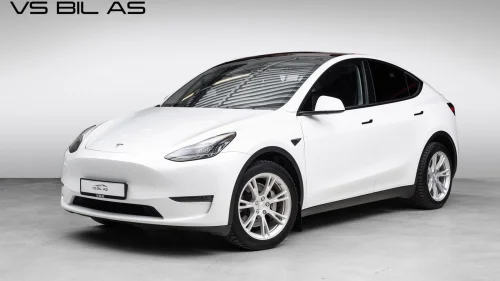 TESLA Model Y Long Range AWD/542km/AP/Skinn/Pano/V.ratt/EU28
