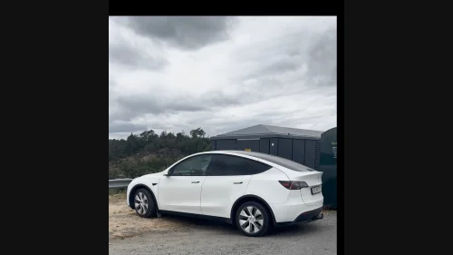 TESLA Model Y Long Range AWD