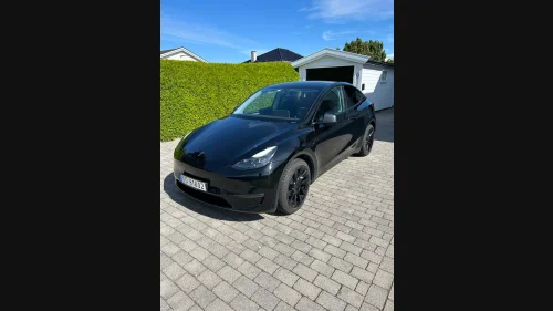 TESLA Model Y Long Range AWD. Tilhengerfeste.
