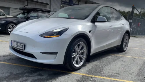 TESLA Model Y LR AWD - 4,4 sek - 565 km - AMD Ryzen