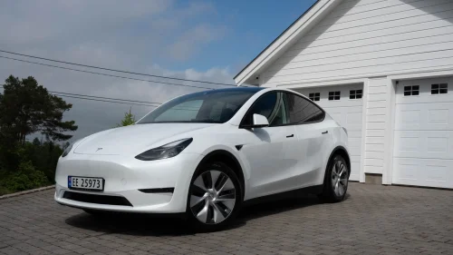 TESLA Model Y Long Range AWD