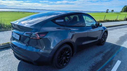 TESLA Model Y Long Range AWD