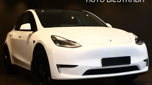 TESLA Model Y Long Range AWD,AP,Varmepumpe,20-Induction,09/21,1Eier
