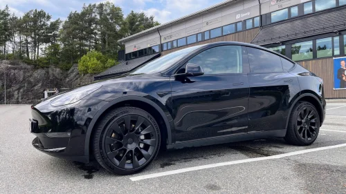 TESLA Model Y Long Range AWD