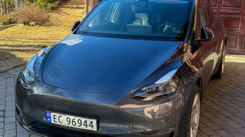 TESLA Model Y Long Range AWD