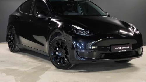 TESLA Model Y LONG RANGE/AWD/533KM/VARMEPUMPE/ACC/AP/KROK/NAF TEST++