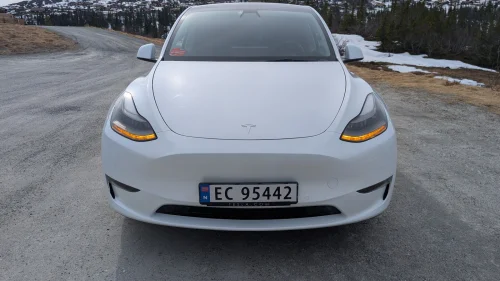 TESLA Model Y Long Range AWD